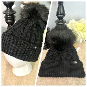 NWT The North Face Kids Youth/Junior Fur Pom Beanie Hat